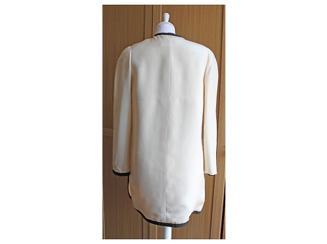 Chanel Boutique Sammlerjacke Roh - Ansicht 3