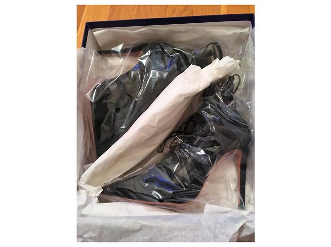 Pompe Aquazzura modello Amazon Nero - vista 4