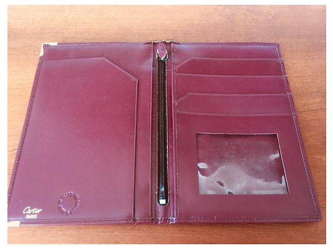Cartera compacta Must de Cartier Burdeos - vista 3