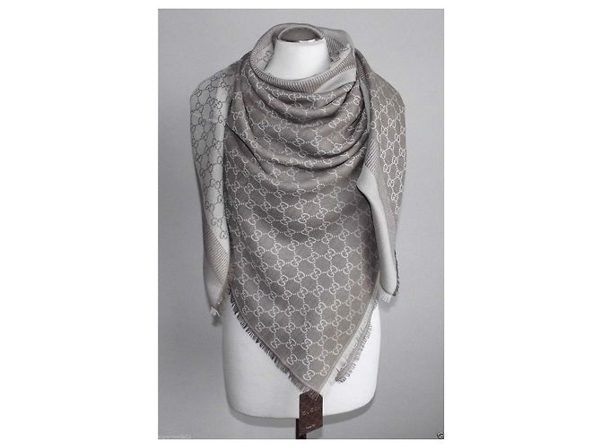 SCARF GUCCI NEW  GENUINE - vista 4