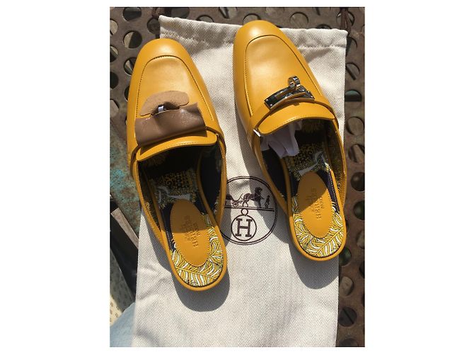 Hermès OZ Amarelo - vista 2