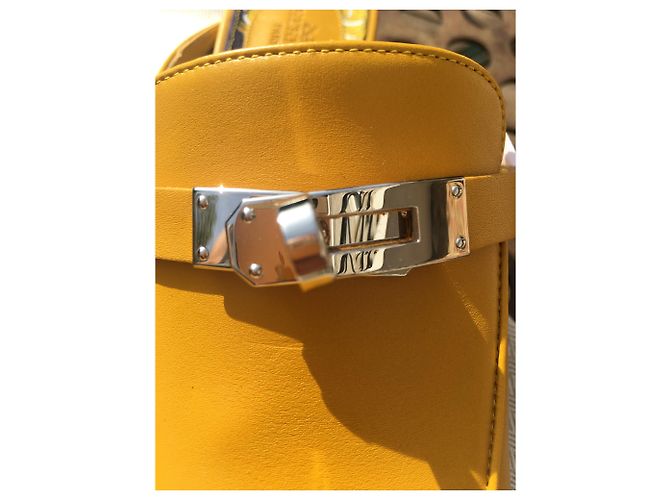 Hermès OZ Amarelo - vista 4