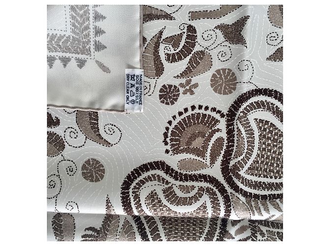 Hermès Kantha-Platz Aus weiß - Ansicht 4