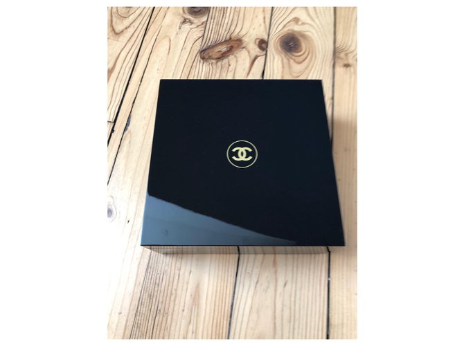 BLACK LACQUER BOX SUBLIMAGE CHANEL - view 3