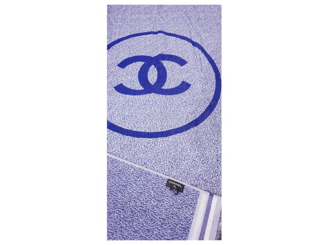 Serviette Chanel neuf Blanc Bleu - vue 3