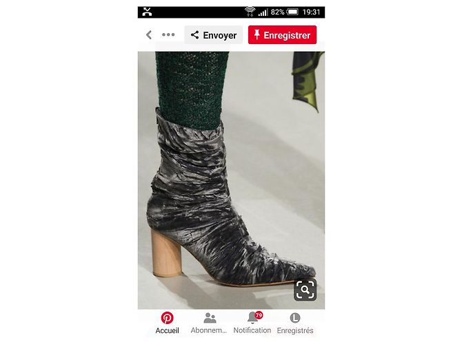 Botines Veronique Leroy Runway de terciopelo gris - vista 3