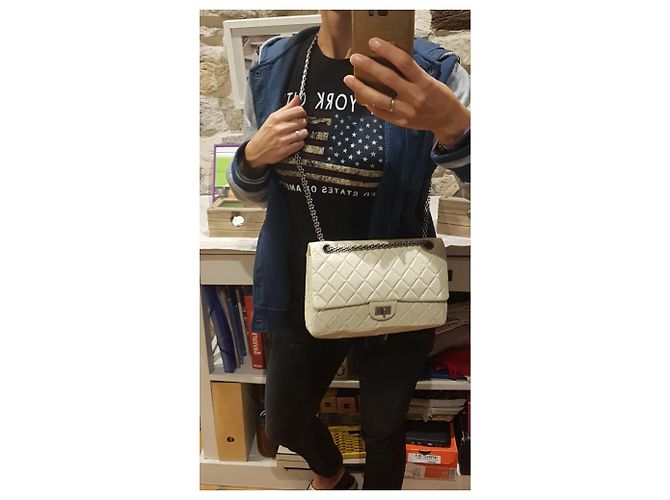 Chanel 2.55 Lammleder Maxi Reissue 226 Creme - Ansicht 20
