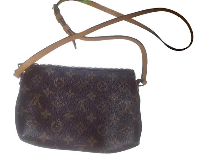 Borsa a mano Louis Vuitton in pelle marrone - vista 2