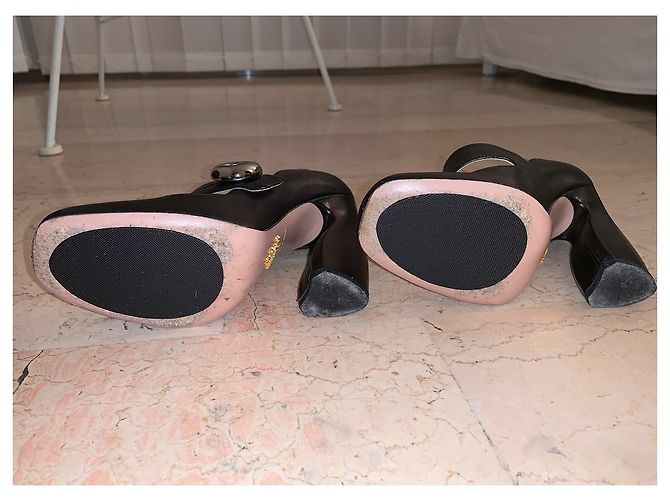 Prada Pumps aus schwarzem Leder 11.5cm Absatz - Ansicht 5