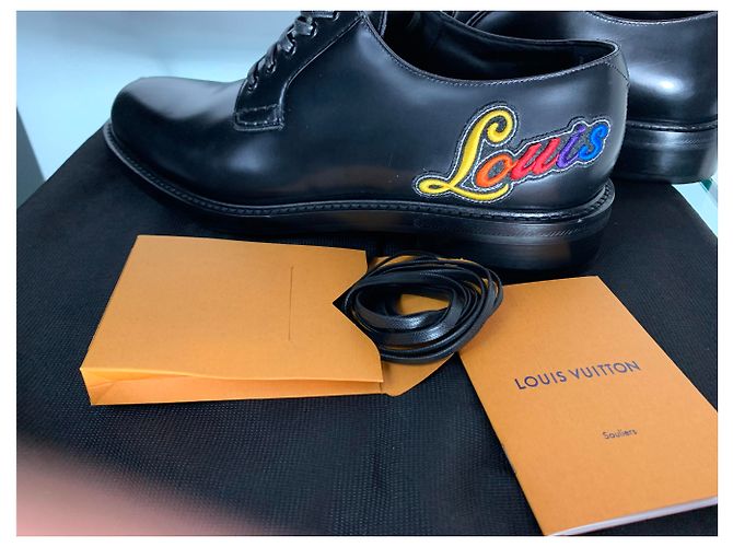 LOUIS VUITTON Derby Voltaire Noir - vue 9