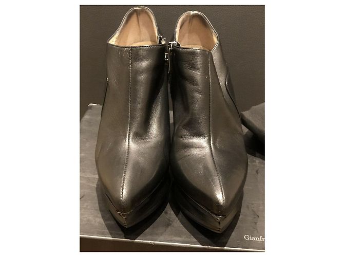 Botines de plataforma en cuero negro Gianfranco Ferré - vista 3