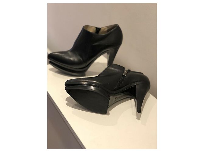 Botines de plataforma en cuero negro Gianfranco Ferré - vista 6