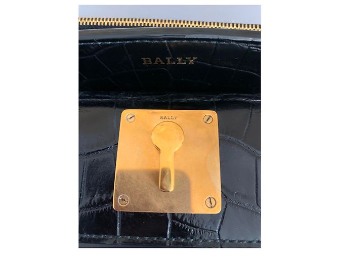Bally BORSA A SFERA CECYLE CINTURINO DA DONNA IN PELLE NERA DI VITELLO Nero - vista 10