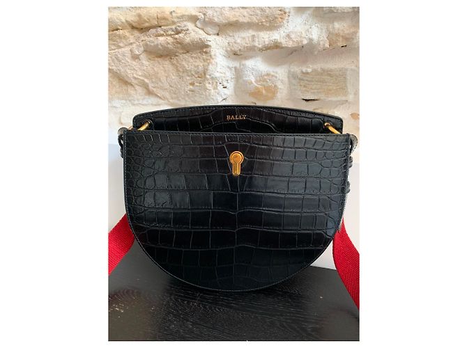 Bally BORSA A SFERA CECYLE CINTURINO DA DONNA IN PELLE NERA DI VITELLO Nero - vista 2
