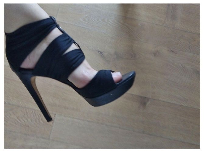 Fendi Stivaletti open toe con intagli Nero - vista 7