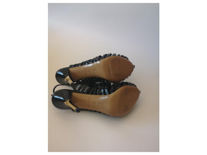 Louis Vuitton Sandali Marbella Nero - vista 2