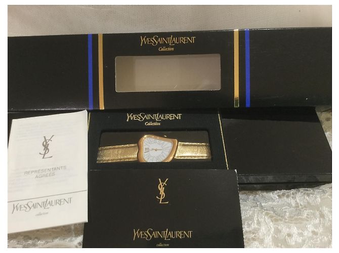 Yves Saint Laurent Cuore, numeri romani - vista 6
