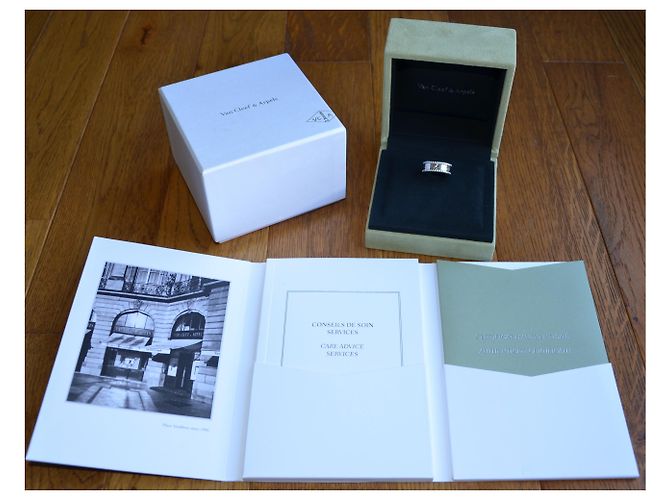 Van Cleef & Arpels Van Cleef und Arpels Perlée Signature Ring aus Weißgold - Ansicht 8