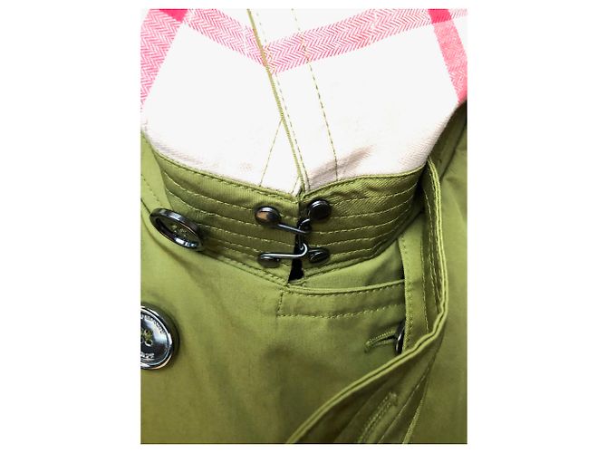 Gabardina Burberry Brit Verde Oliva de Algodón - vista 5