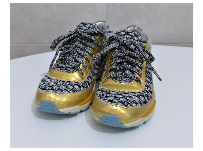 Chanel Scarpe da ginnastica Multicolore - vista 2