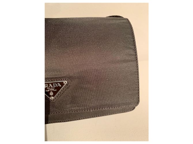Etiquette Prada Borsa in tela marrone - vista 5