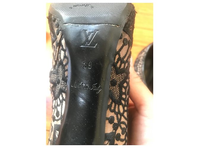 Louis Vuitton Botines LV punta abierta Negro - vista 5
