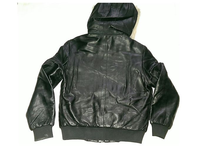 Autre Marque Lederjacke im Biker Stil aus schwarzem gestepptem Lammfell - Ansicht 2
