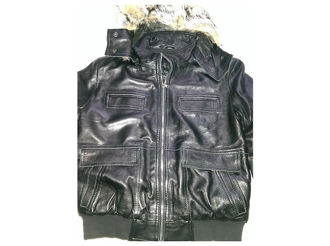Autre Marque Lederjacke im Biker Stil aus schwarzem gestepptem Lammfell - Ansicht 3