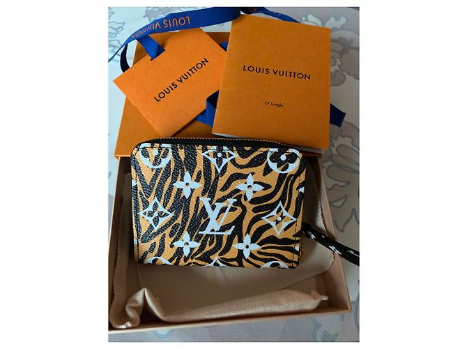 Portafoglio Louis Vuitton Zippy Jungle Nero - vista 2