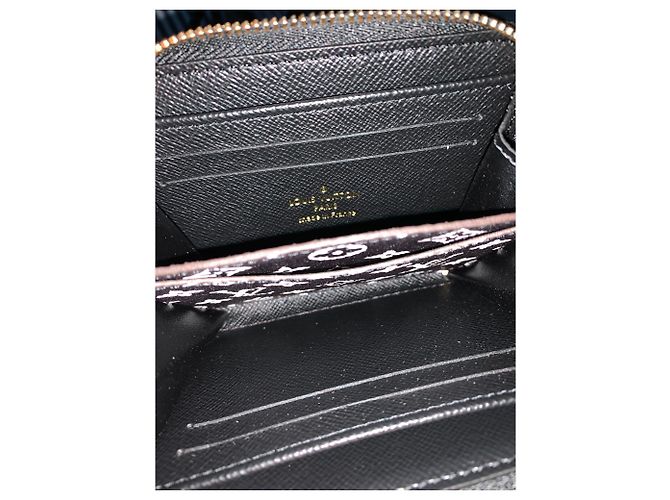 Portafoglio Louis Vuitton Zippy Jungle Nero - vista 4