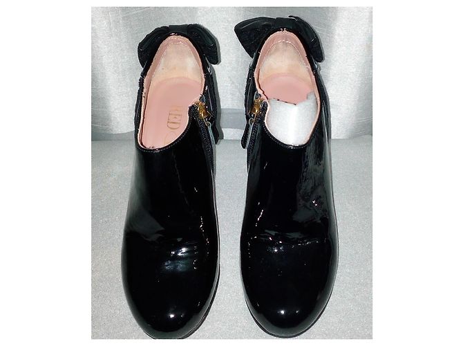 Botas Bajas Red Valentino Negras de Charol Negro - vista 6