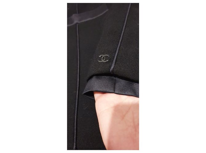 Conjunto de jaqueta Chanel / calça de lã e seda Preto - vista 16