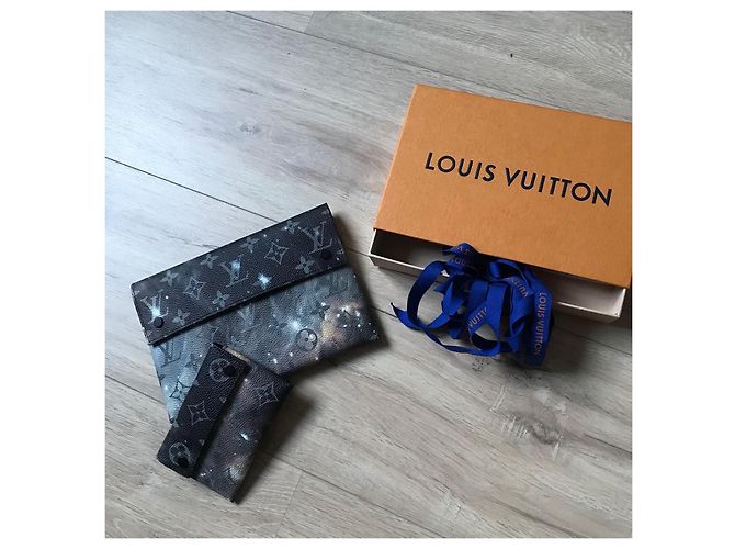 Duo di maniche Galaxy Louis Vuitton Grigio antracite - vista 2