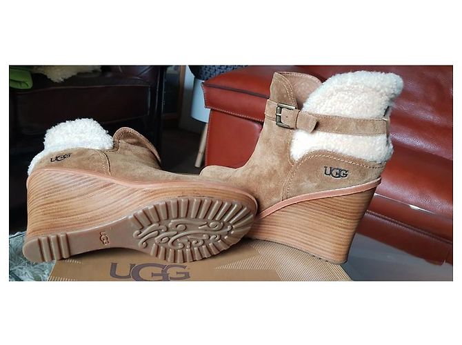 Botines Ugg Anais de piel de cordero marrón Castaño Marrón claro - vista 2