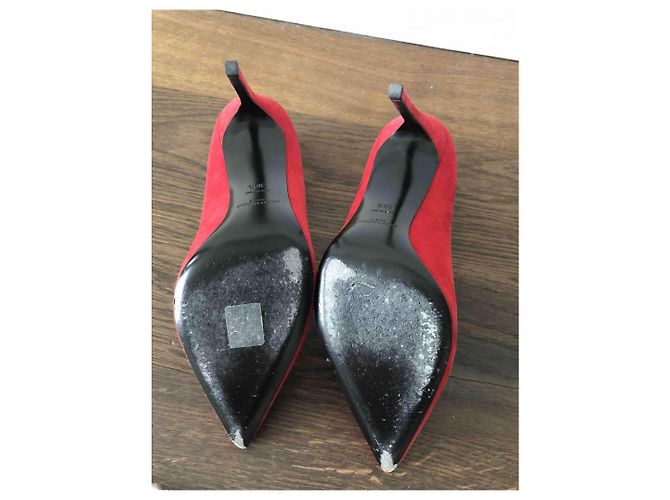 Décolleté Yves Saint Laurent in scamosciato rosso 38.5 - vista 5