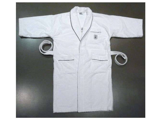 Autre Marque Harry Winston White Robe mit Kimono-Form und Schalkragen - Ansicht 2