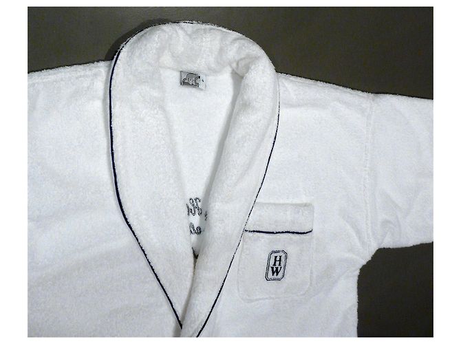 Autre Marque Harry Winston White Robe mit Kimono-Form und Schalkragen - Ansicht 6
