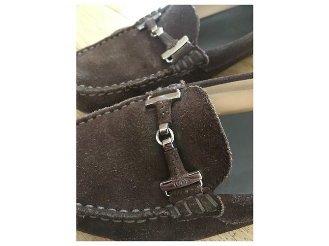 Mocassini Tod's in scamosciato marrone scuro - vista 3