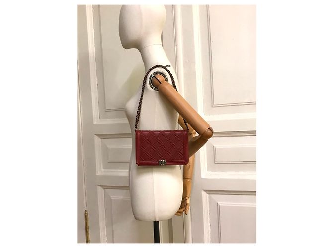 Wallet On Chain Chanel Borsa con patta Dallas WOC con scatola Bordò - vista 3
