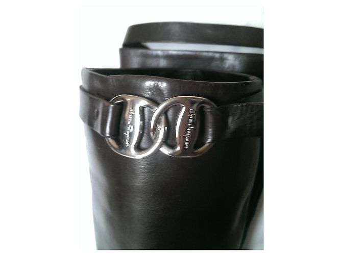 Botas Salvatore Ferragamo de cuero marrón Marrón oscuro - vista 7