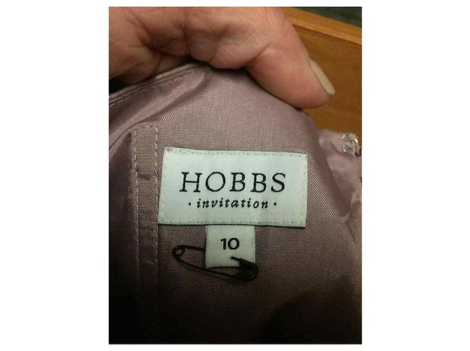 Hobbs Um vestido rosa com ombros - vista 8