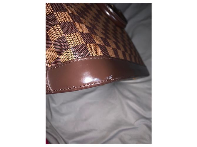 Alma Borsa Louis Vuitton Marrone in tela - vista 4