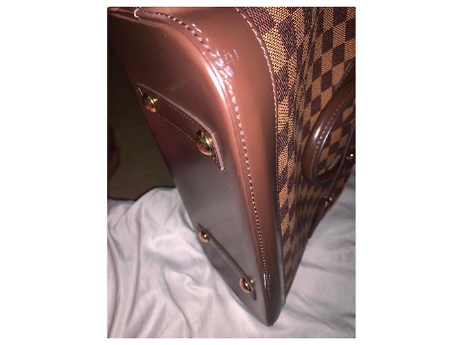 Alma Borsa Louis Vuitton Marrone in tela - vista 5