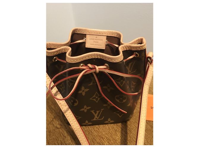 Louis Vuitton Nano Noah Castaño - vista 8