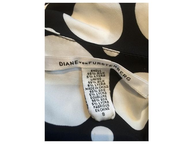 Vestido Diane Von Furstenberg Zucca de seda com bolinhas preto e branco - vista 4