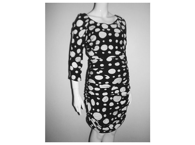 Vestido Diane Von Furstenberg Zucca de seda com bolinhas preto e branco - vista 6