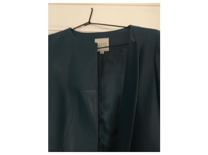 IQ + Berlin Kurze Jacke aus blauem Lammfell - Ansicht 2