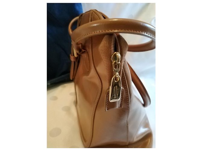 Autre Marque Borsa a mano in pelle lucida marrone - vista 10