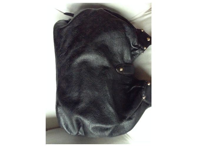 Borsa a mano Louis Vuitton Mahina GM in pelle nera Nero - vista 2