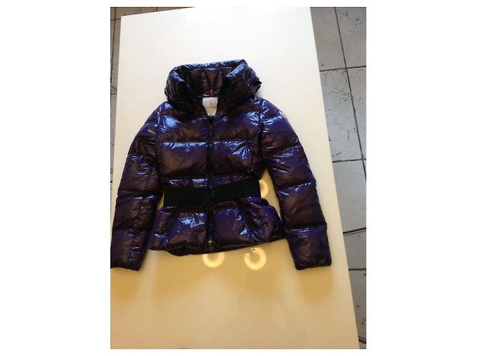 Moncler Piumino da sci e caldo après-ski ,elegante ,affina la silhouette Porpora - vista 3
